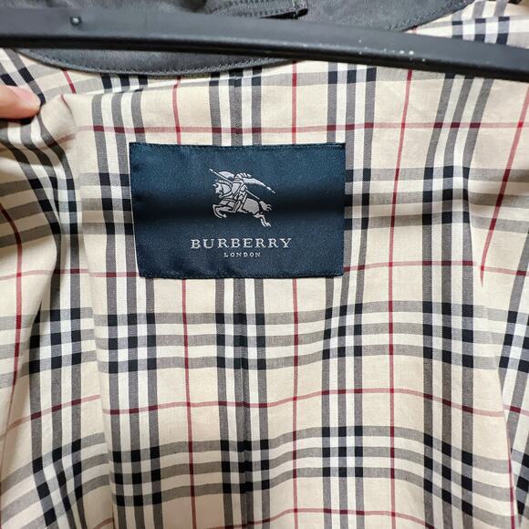 BURBERRY Grey trench coat Nova Check - Picture 2 of 9